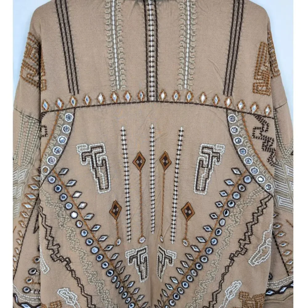 Shyanne tan embroidered beaded duster Size Medium Western Boho Cowgirl Rodeo